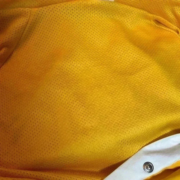 Victoria’s Secret PINK windbreaker with hood in yellow. Women’s size M/L - Picture 8 of 10